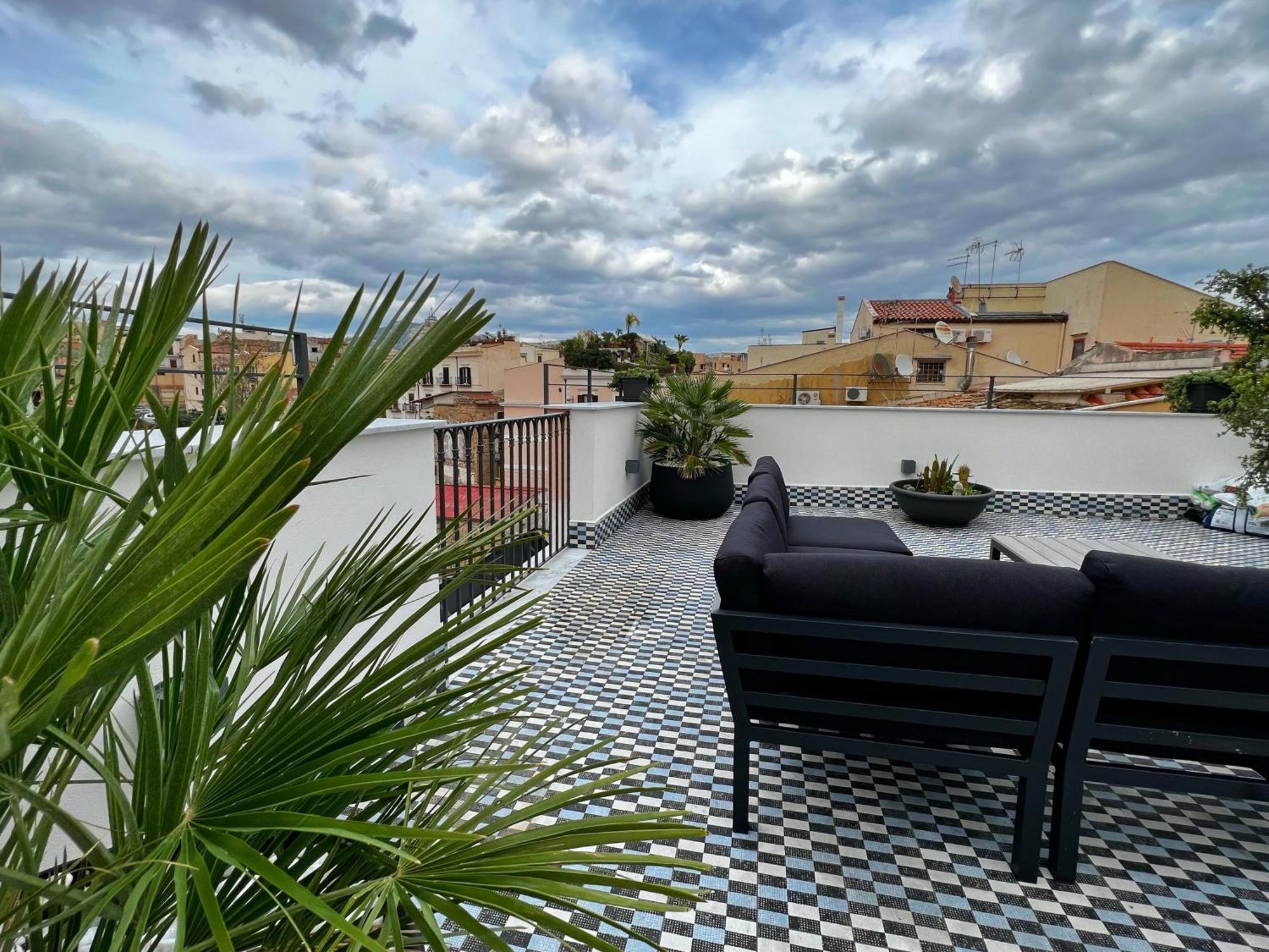 Gioiamia - Luxury Rooms In Cattedrale Palermo Exterior photo